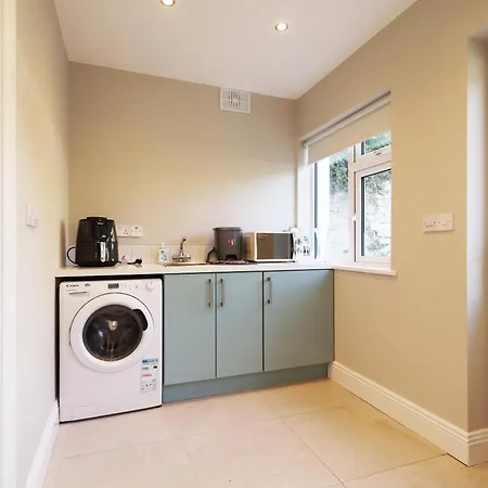 An Teach Ban Nyaraló *